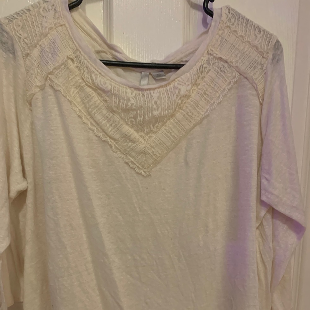 Cream shirt with amazing detailing!